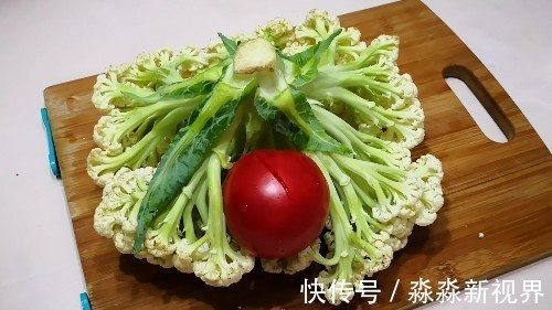 炒花菜时,到底要不要焯水以前没注意,难怪花菜不脆不入味