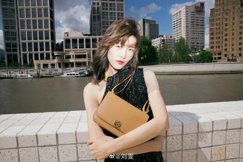 刘海|刘雯剪刘海，其实也有“小心思”！