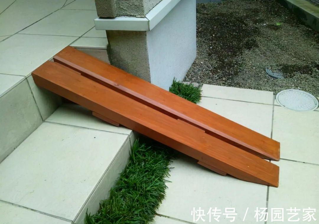 入户门|日本人真会抖机灵,但凡有条件的,都想法设法在入户门前设小斜坡