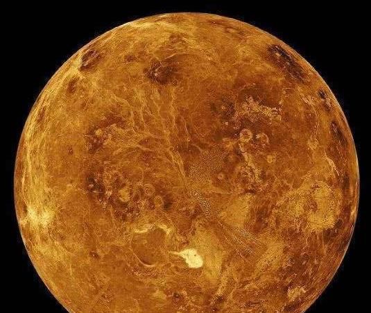 原因 30亿年前金星比地球更宜居，地球那时候是地狱星球，原因究竟为何
