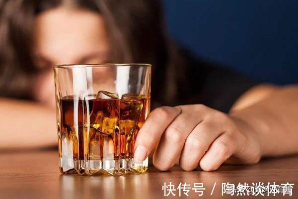妈妈|三个月宝宝半夜流鼻血,送医后抢救无效,医生:都是母乳惹的祸