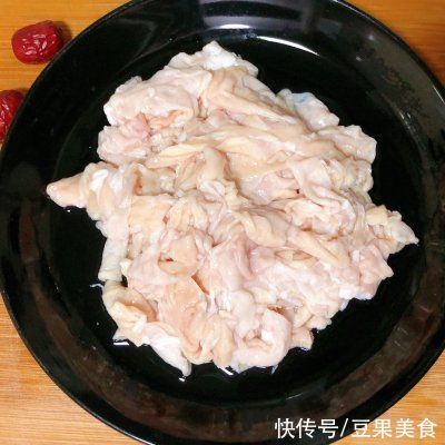 周末这样吃，干煸肥肠开启元气满满的一天