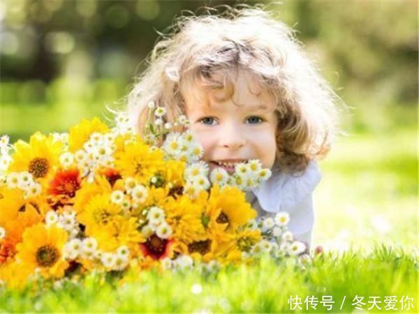 孩子|“妈妈你为什么有小翅膀”,女儿洗澡时质问妈妈,宝妈机智应答