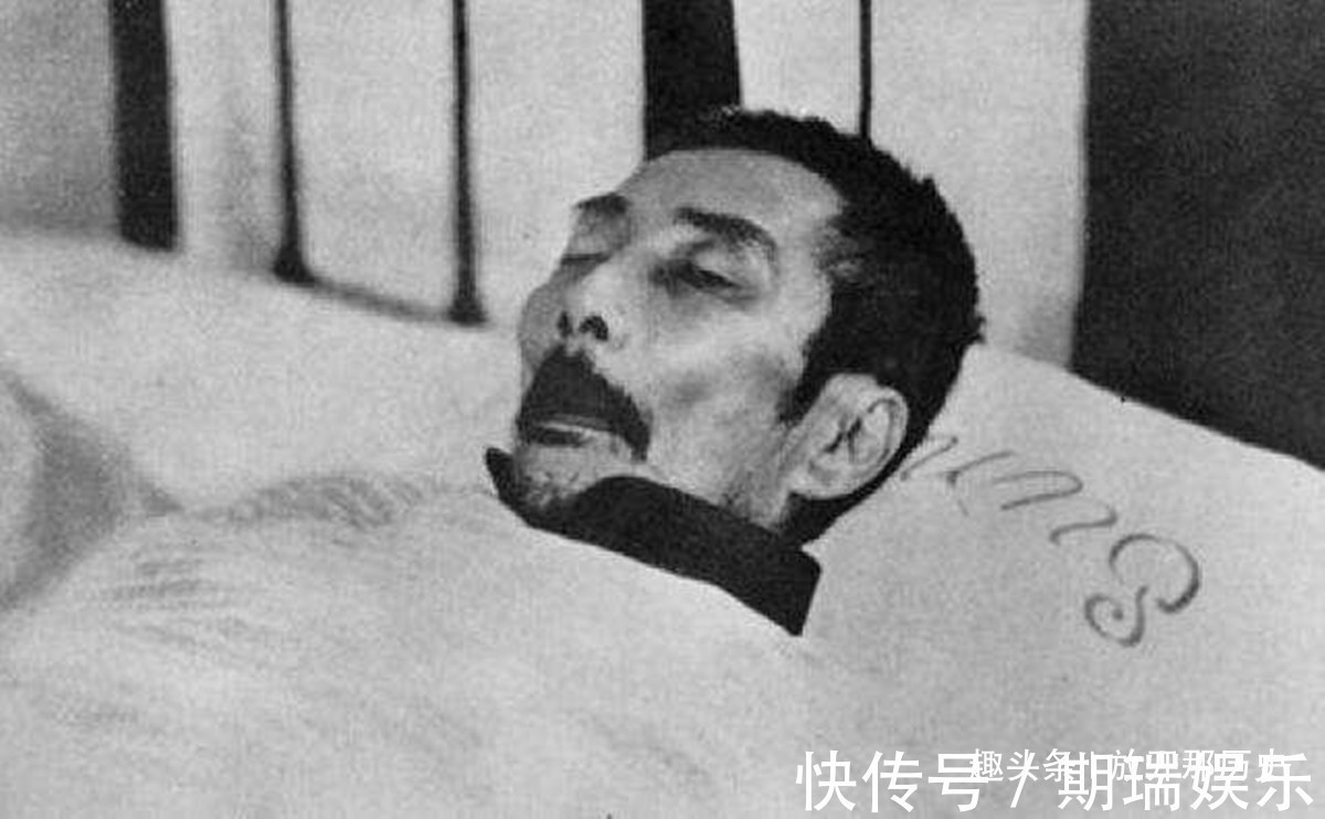 周令飞@鲁迅先生葬礼有多盛大巴金抬棺五千人吊唁,独子曾是广电干部