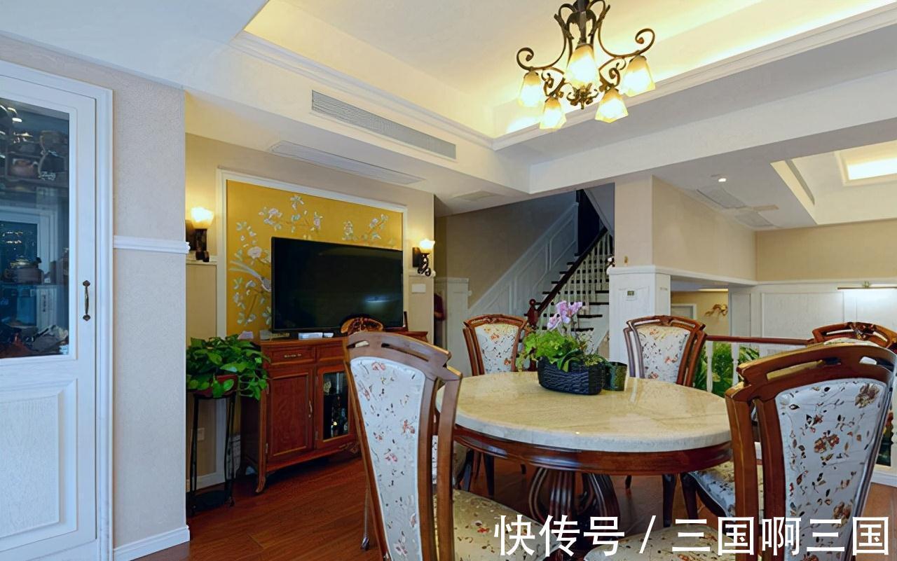 空间|美式别墅的独特韵味，客厅没有电视也很美，复古和浪漫并存