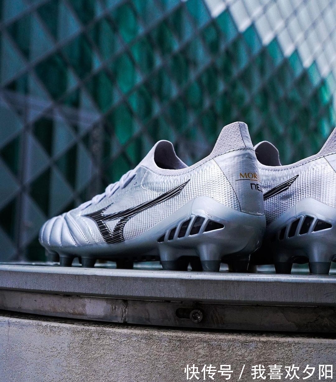美图|足球鞋美图天天看!外貌鞋会 2021/8/19