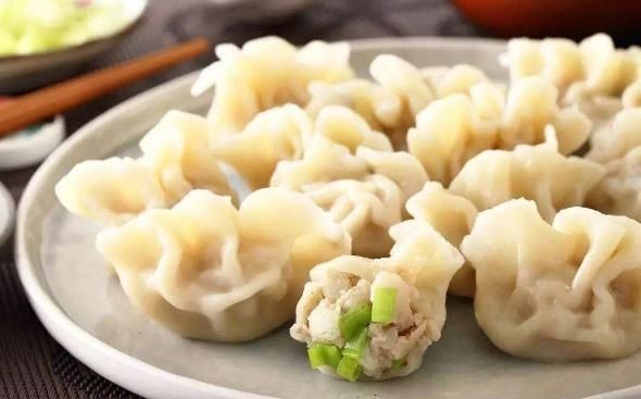 调肉馅时,牢记两放三不放,肉香无腥,鲜嫩多汁,教你正确做法