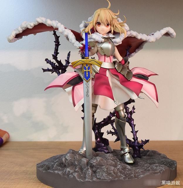 呆毛|魔法少女伊莉雅:剑士伊莉雅手办实物公开 粉色萌版呆毛王战甲