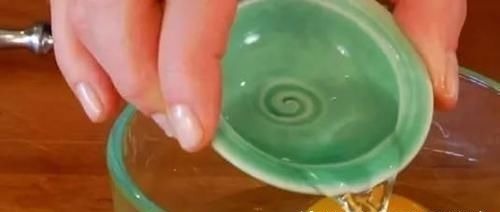 后厨老师傅:炒鸡蛋时,很多人跳过了“这一步”,难怪鸡蛋不好吃