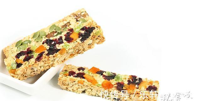 红枣|女人过了30岁,这3种食物可常吃,好吃又养人,面似桃花显年轻