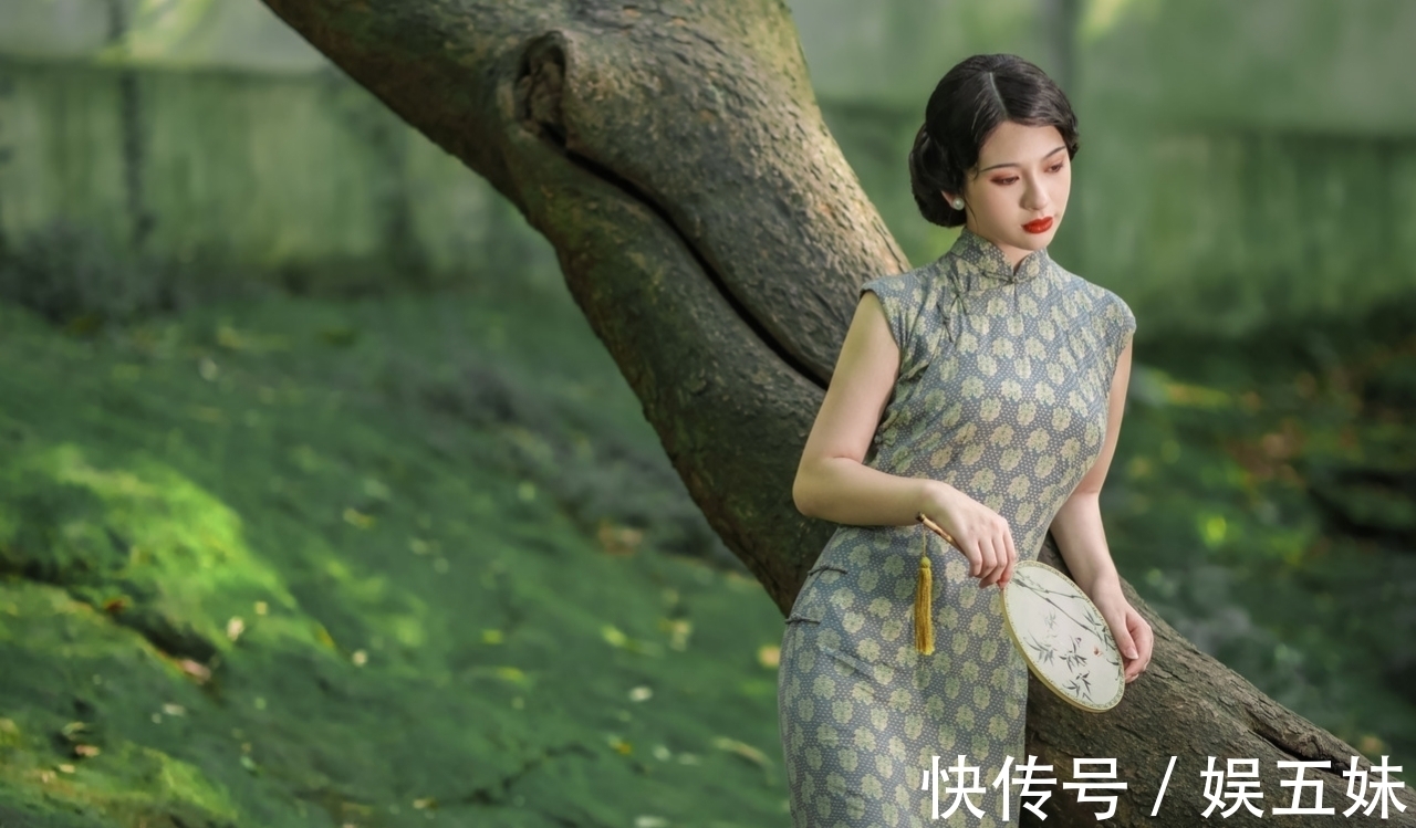 lt@诗·十首丨燕低杨絮熏风晚,一点红榴笑绿枝