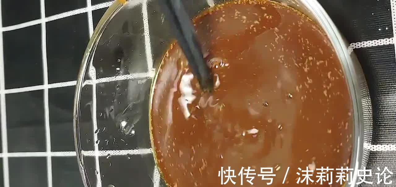 北京传统名菜焦溜丸子，外酥里香汁浓味美，老人记忆中的经典美食