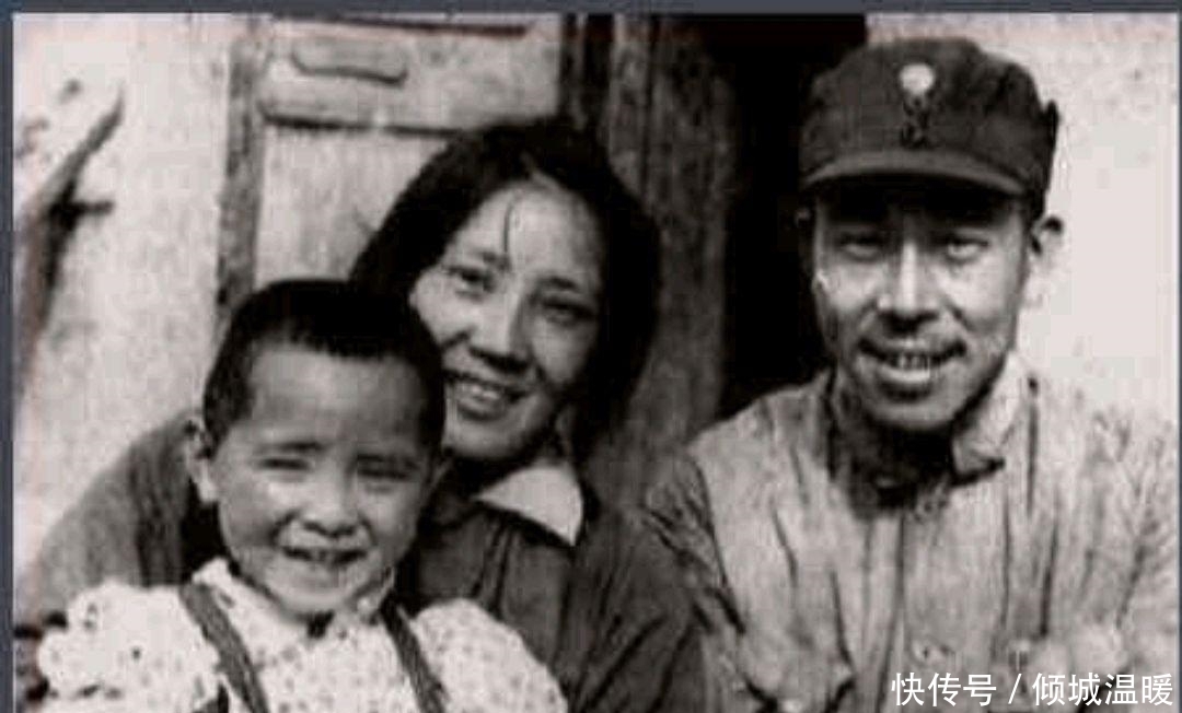 李邱|1971年,黄吴李邱四位将军被撤职,他们各自的夫人结局如何?