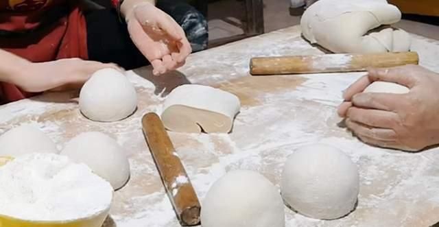 常吃用酵母制作的食物对身体有害?馒头、面包还能吃不?