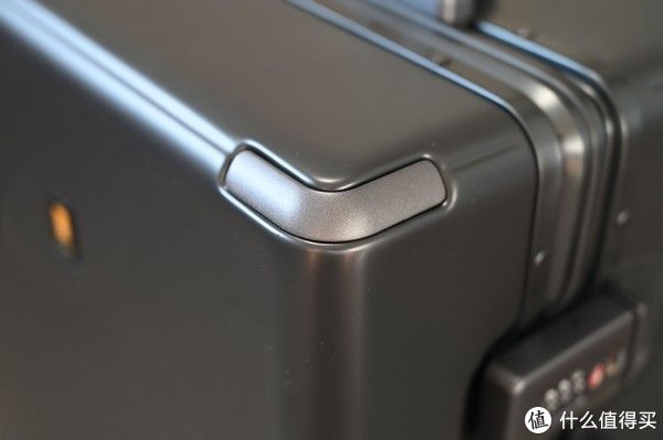网袋|地平线8号行李箱，颜值出众品质出色，出门旅行的最佳“伴侣”
