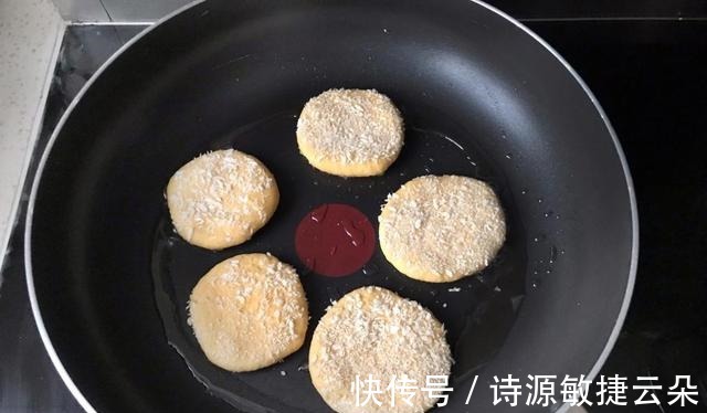 红薯饼|好吃美味的华夫饼，制作简单，营养健康！