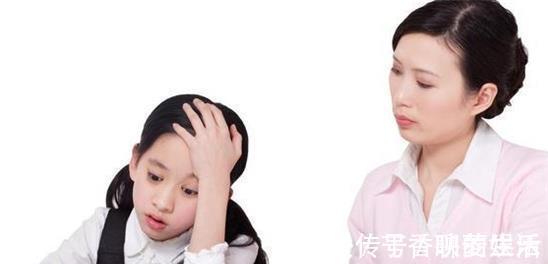 丽丽|家长情绪失控到底多可怕?4岁女孩拉裤子,妈妈一时气愤猛踹一脚