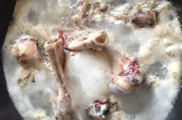 红枣|炖骨头汤，不要直接加水炖了，还需多加这一步，汤味更浓郁营养