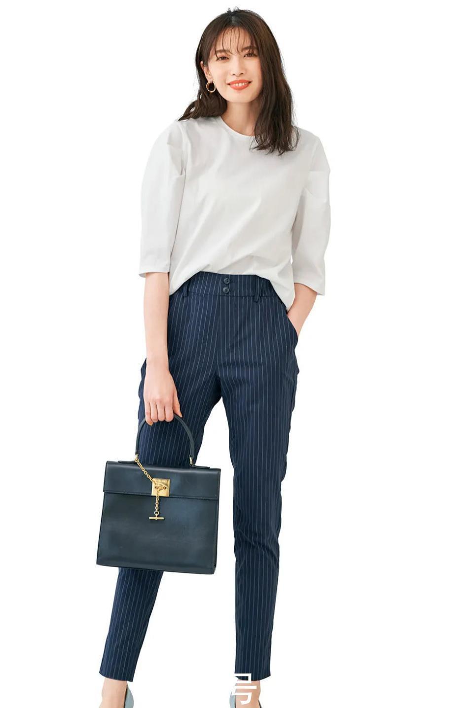 普通人|日系穿搭凭什么大火?看了这些搭配就知道了,普通人照着穿也高级