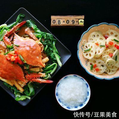 凉拌藕片|#我的养生日常-远离秋燥#梭子蟹年糕