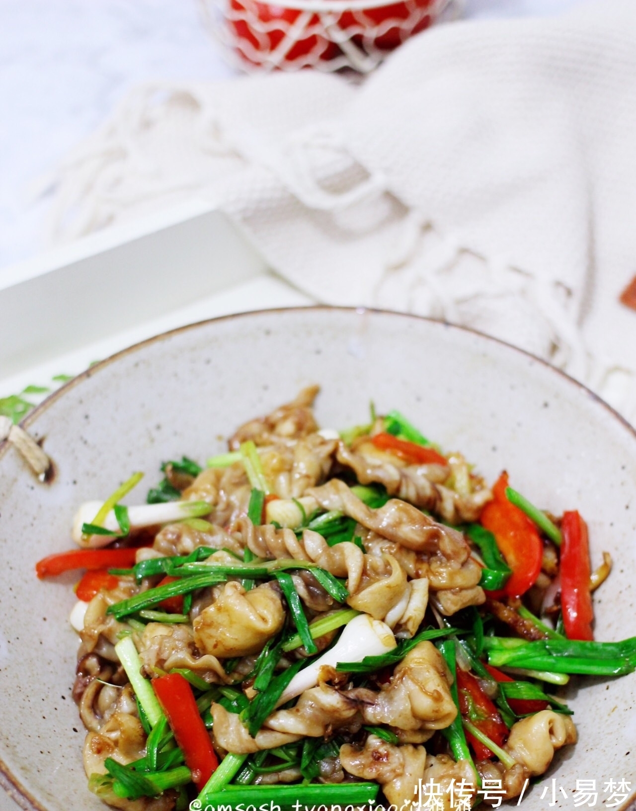 老少|每次遇到此菜都不放过,简单美味又营养,不加一滴水,老少抢着吃