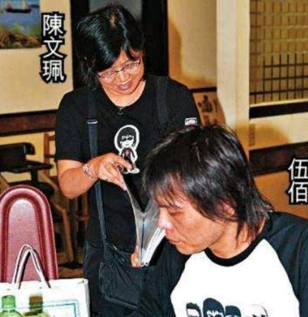 他是搖滾教父,出道30年與妻子丁克17年,52歲坐輪椅演唱