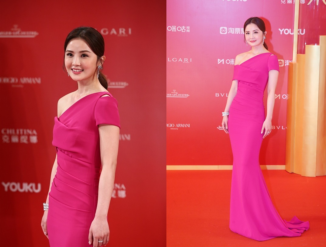 大衣 谁说娃娃脸只能“装嫩”, 30+的阿sa穿大衣配长裙, 成熟又温柔, 超美