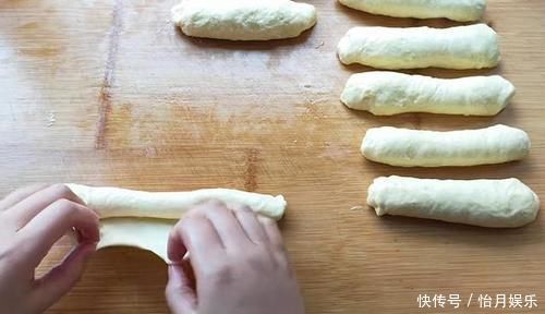 教你做懒人版面包,不用揉面,更不用揉膜,面包柔软拉丝又好吃