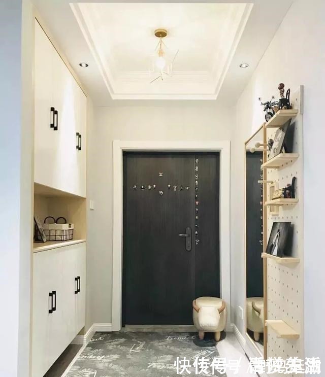少数人|新家的玄关鞋柜这样定制,超实用又大气,朋友入门看后都表示羡慕!
