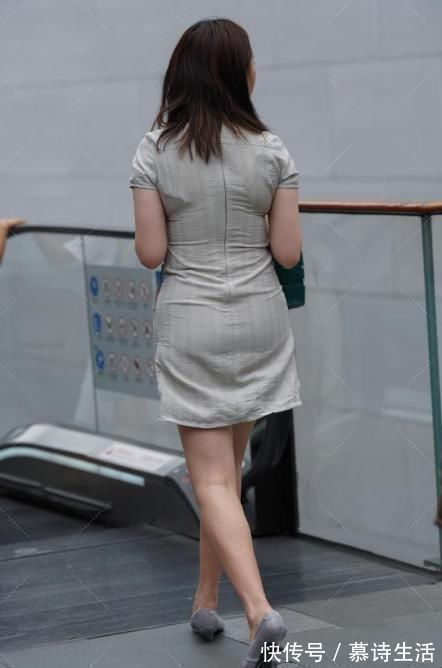 微胖 微胖姑娘选择一件灰色的旗袍,不仅显瘦还彰显出浓浓的女人味