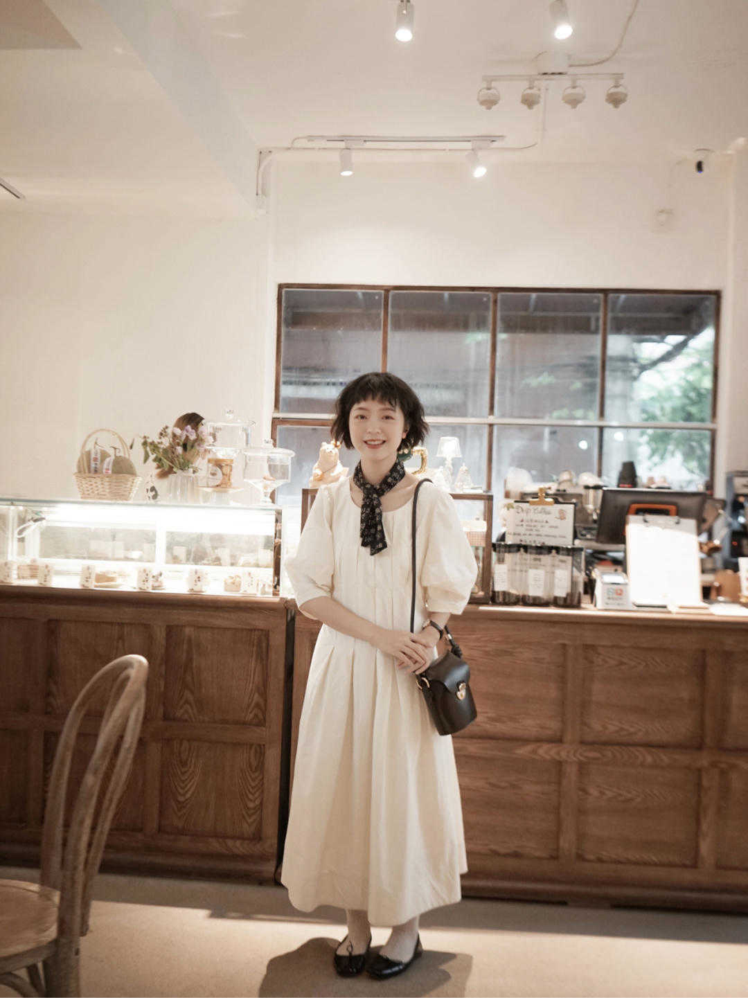 身材|胖女孩关心的显瘦穿搭,135斤也能显90斤的即视感,时髦还很精致