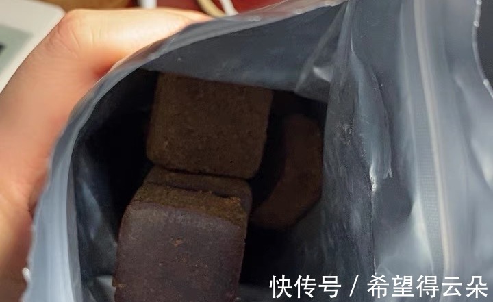手撕面包|建议女生逛超市时，遇见这4款美食别错过，营养足，美味又便宜！