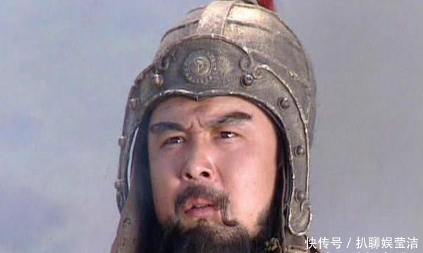 各为其主|关羽挂印封金而去,曹军众将大都不愿表态,为何偏偏蔡阳不服