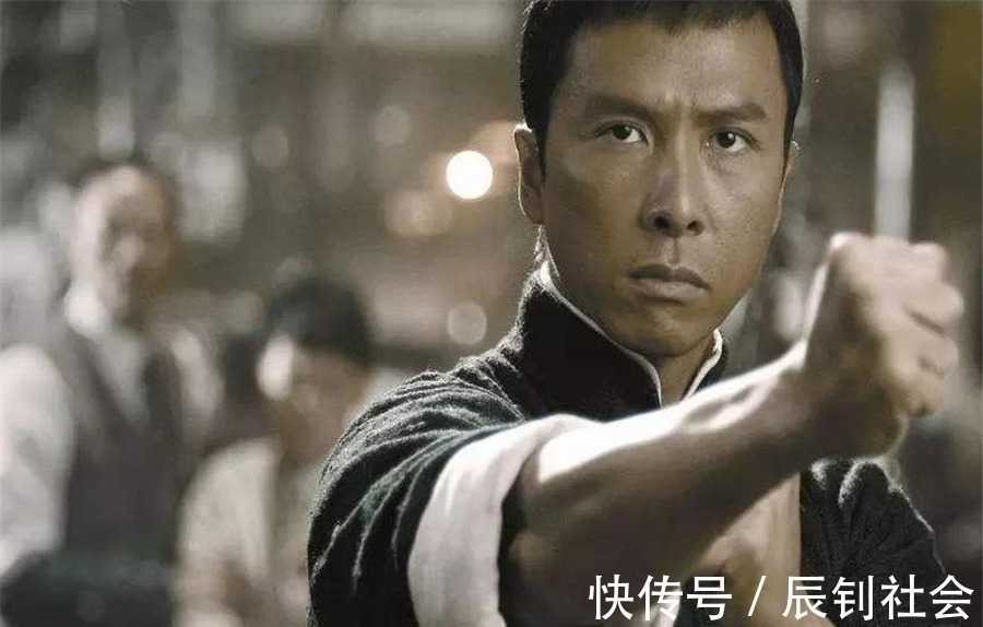 游戏!他身材瘦小却力大无穷,出手非死即伤,一生全无败绩,被日本当做游戏原型