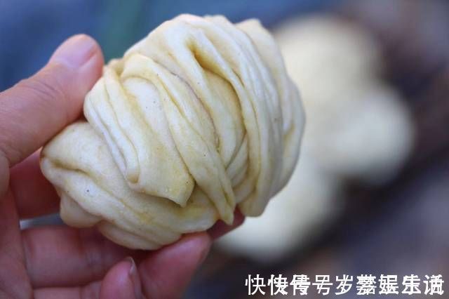 老面酵头|这花卷，出锅就吃了4个，比酵母馒头好吃10倍，做法特别简单！
