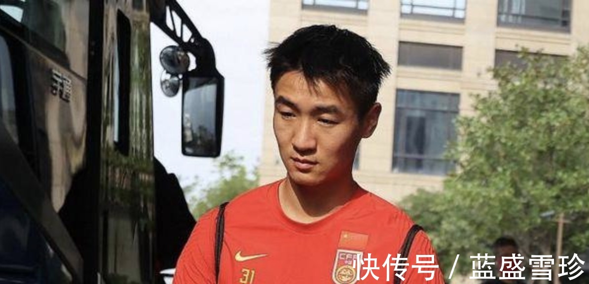 国脚|4名归化走人,5大国脚有伤,国足成为烂摊子,李霄鹏迎来考验!