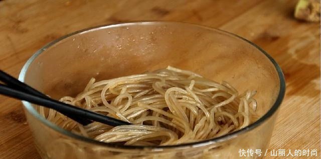 包菜|炒包菜时,很多人忽略了这一步,难怪出锅不香不脆不入味