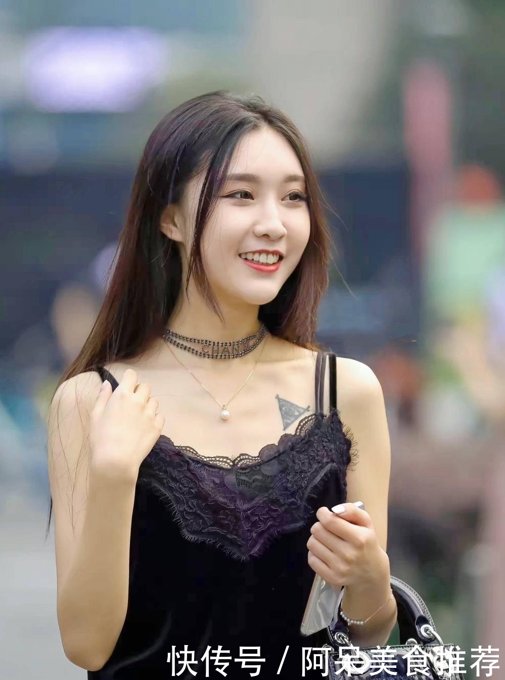 路人街拍, 远看“小土妞”, 细看“白富美”