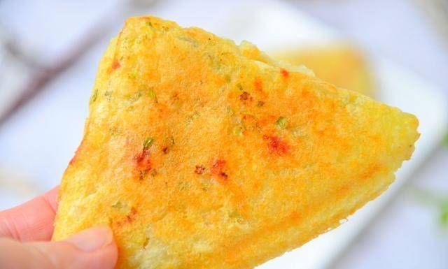 每周|自从学会了土豆的新吃法,每周十斤不够吃,做法简单,内软外脆