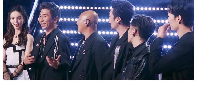 《追光吧》一公落幕，6倍光速拿第1，张卫健再现经典，1人被淘汰