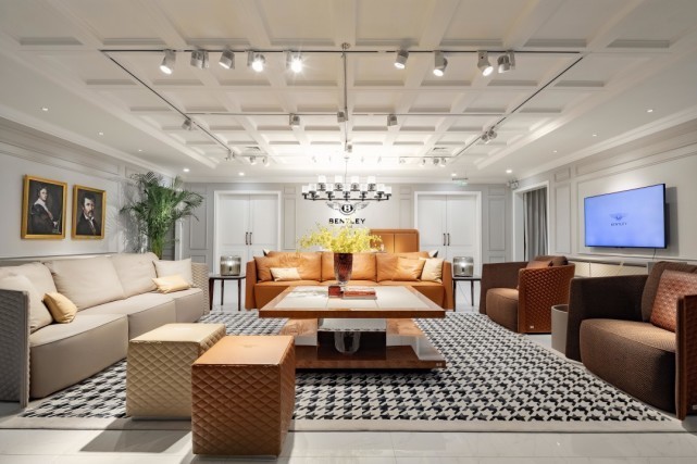butterfly|什么样的客厅低调又高级？看完宾利的七个客厅，你的标准将被刷新