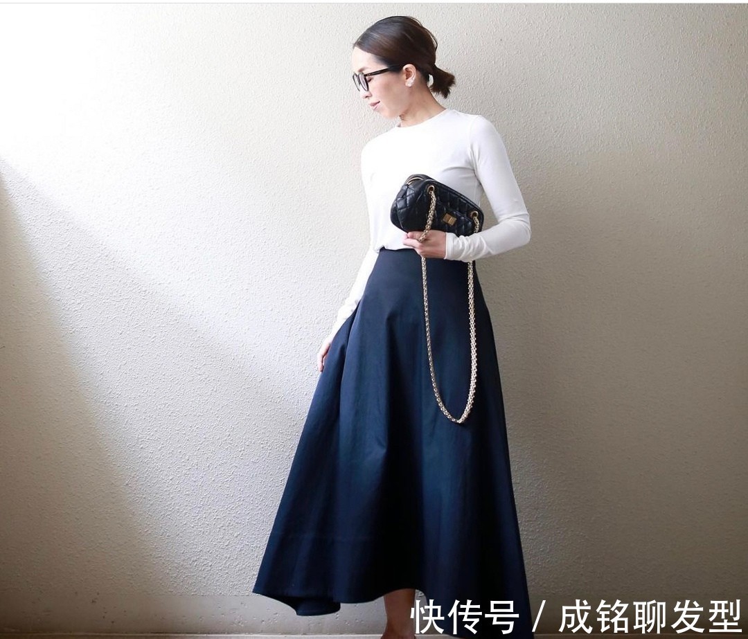 穿搭|年过六十还是少穿大红大绿,不仅显黑还显土气,这样搭配洋气减龄