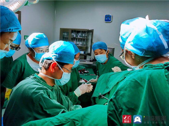 气腹|东平县第一人民医院妇产科成功开展首例腰硬联合麻醉经阴无气腹腹腔镜手术