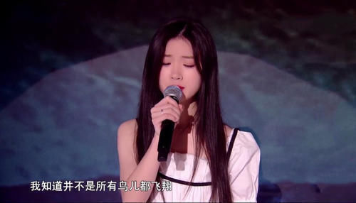 总冠军|单依纯虽然以第3名成绩进入总决赛,但她夺冠希望很大,为什么?