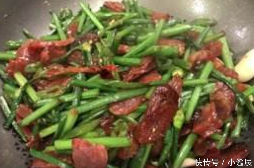 入冬就要吃此道菜,既省事又下饭,都不需要放盐,特好吃