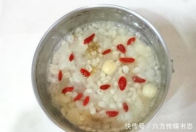 无花果搭配什么食材炖汤最滋润?6款家常无花果养生汤!健胃清肠
