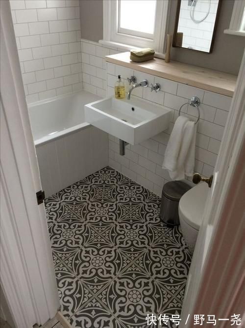 浴室柜|装了5套房，邻居总结最实用经验：卫生间砌6cm墙，比柜子实用