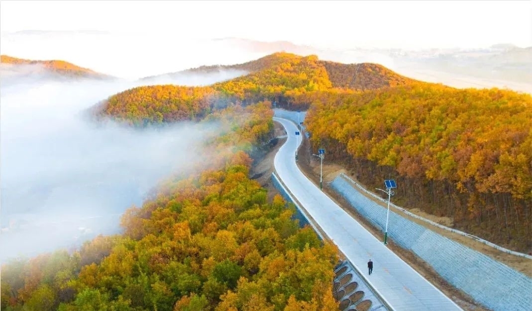 白山|到了这儿，忍不住想起了杜牧的那首名句！