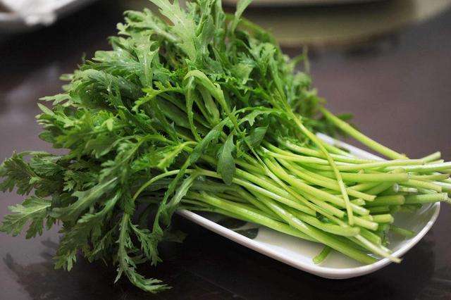 想长寿要会吃，四种食物换着来，营养丰富，美容美颜，早吃早好