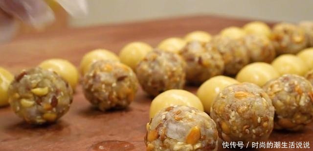 中秋五仁月饼的做法,超详细的步骤,第一次做就学会了